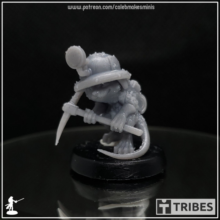"Thimble" the Miner [PRE-SUPPORTED] | Mousefolk Series image