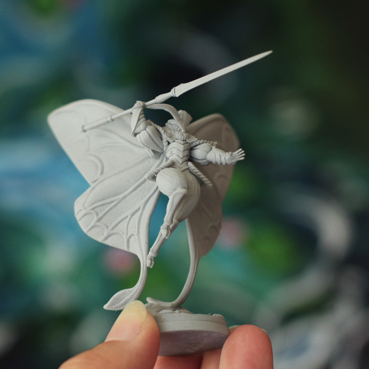 Mothfolk Lancers - Noctuoidea Lanceolaria (Pre-Supported)