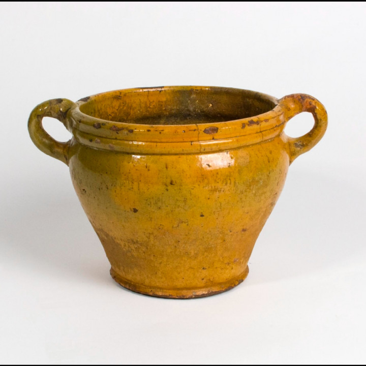 Earthenware glazed pot