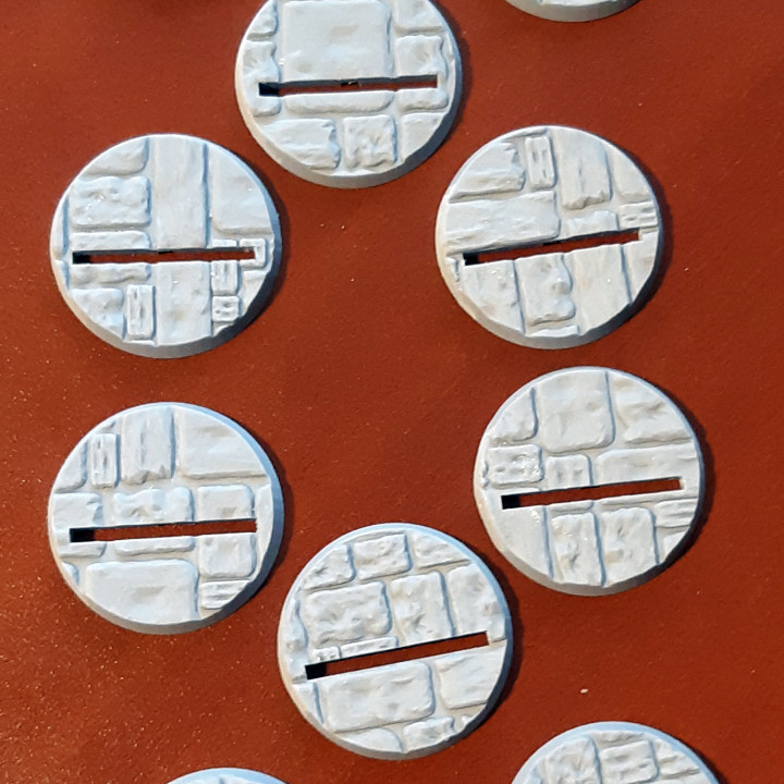 32mm Stonework Textured Bases with Slot image