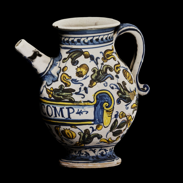 Apothecary vessel for bishop's wort syrup