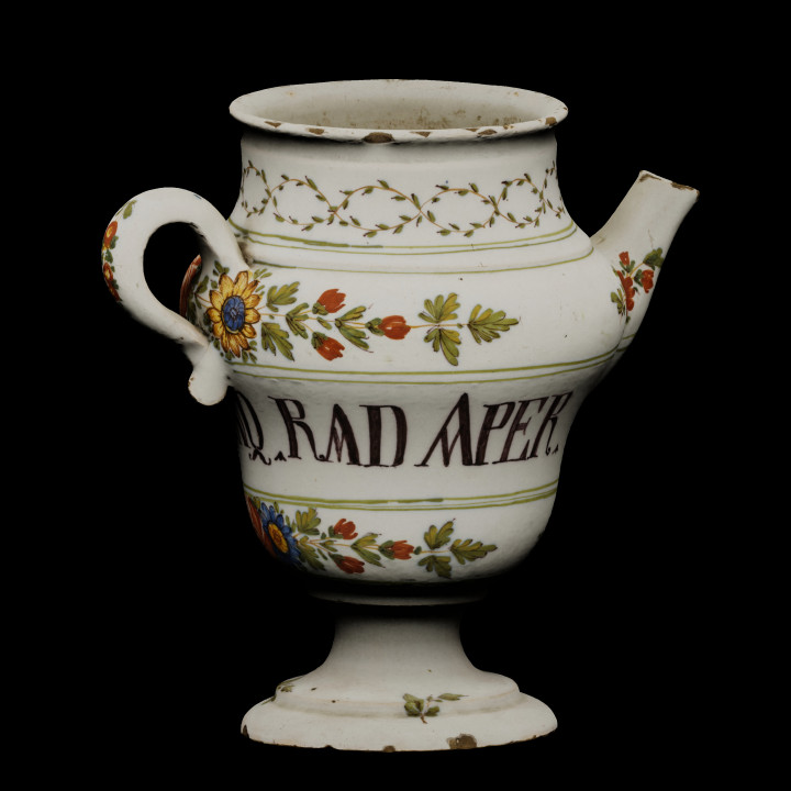 Apothecary vessel for the five-root syrup image