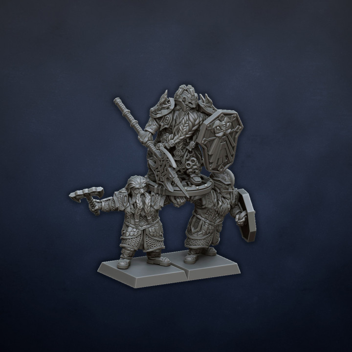 Clan Lord, Battle Standard Bearer on Shield image