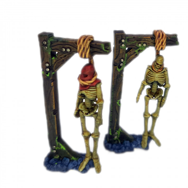 Hanging Skeleton Undead Fantasy Resin Miniatures