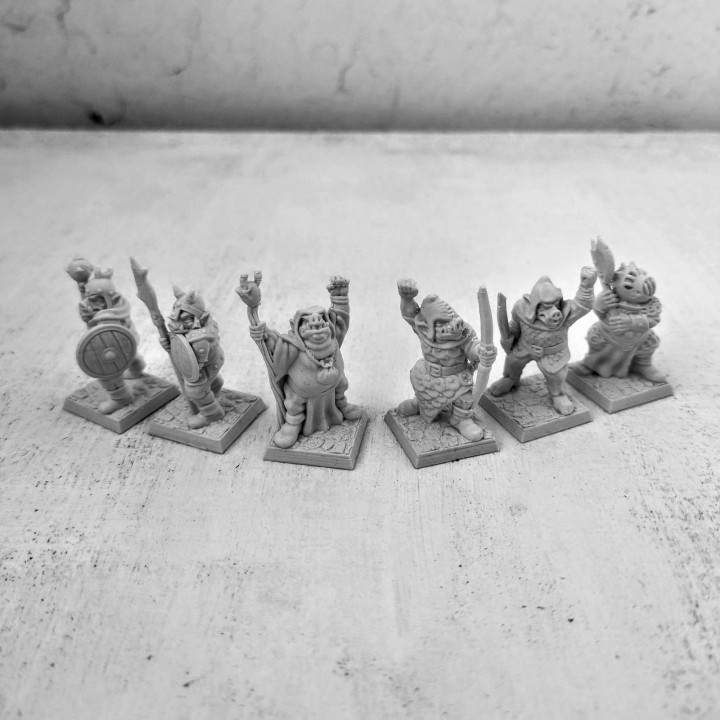 Pig-faced orcs! Easy to print, supportless - for FDM and resin image