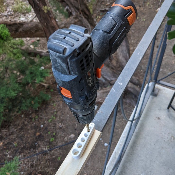 3D Printable Right Angle Drill Guide by Josh