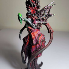 Picture of print of Zuggtmoy - The Spore Queen - PRESUPPROTED - 32mm scale