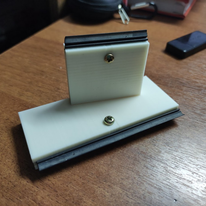 3D Printable Water scraper out of windshield wiper blade by Victor ...