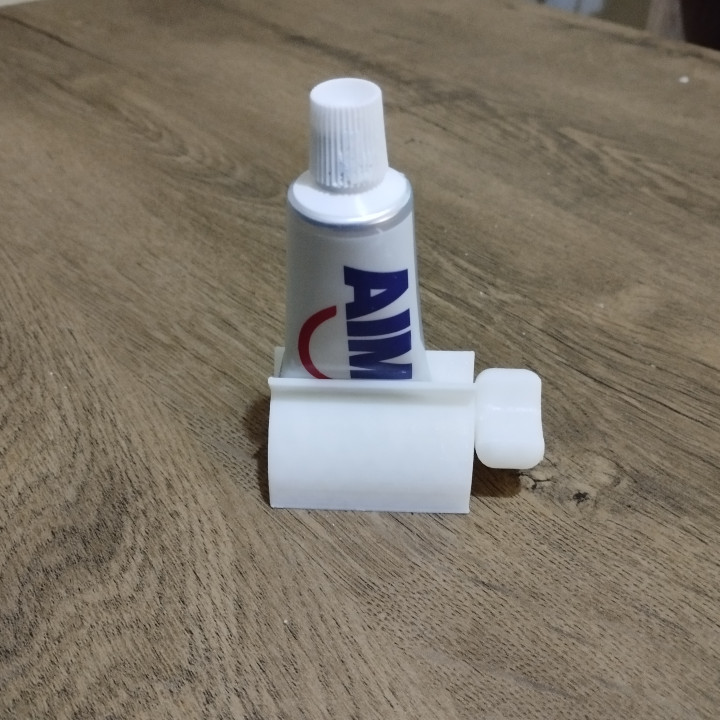 Toothpaste Holder