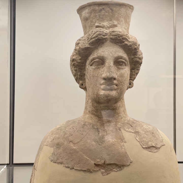 Votive bust of Demeter