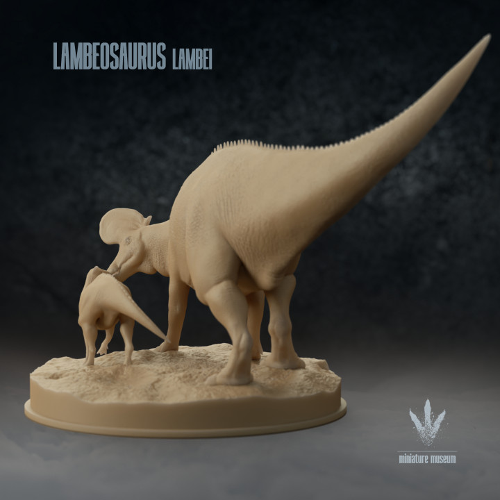 Lambeosaurus lambei : Family