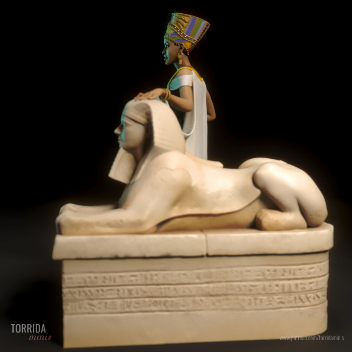 Nefertiti image