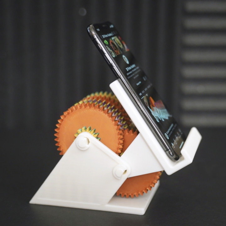 Gear Reduction Phone Stand image