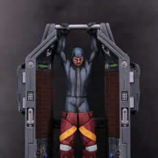 Imperial Star Marine Suiting Up Traveller Miniature