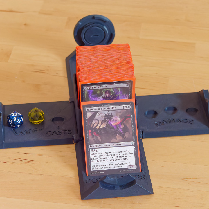 The Commander Hub Deck Box