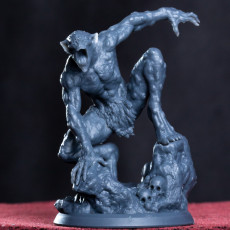 Picture of print of Crawler - Pose 01
