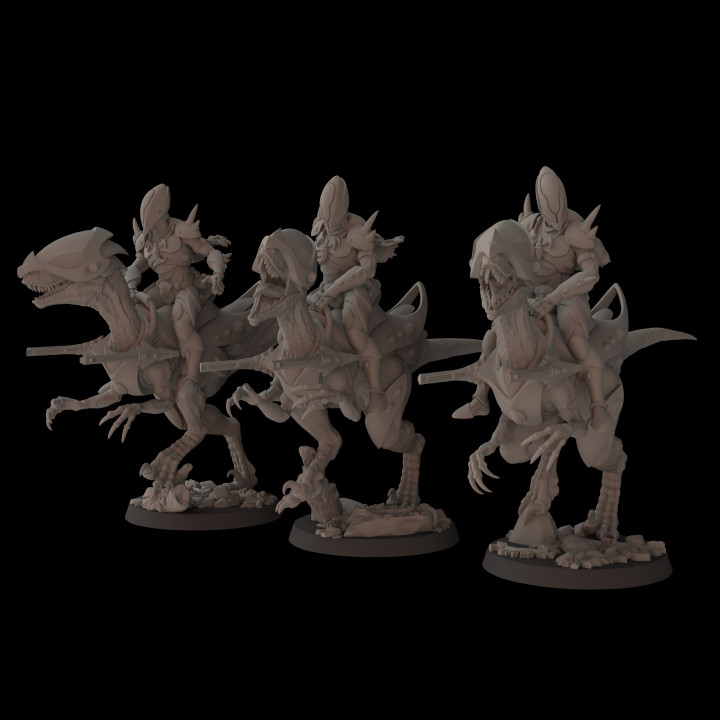 Aeterni Deinonichus riders