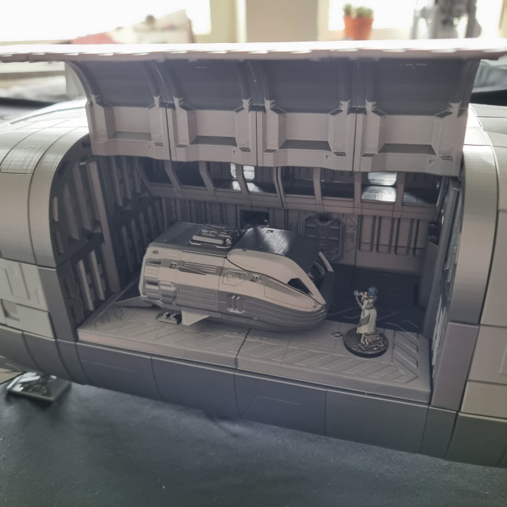 Odyssey 28mm Science and Survey Starship