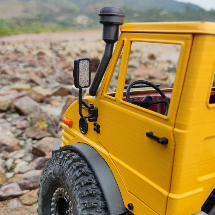 Crawler Bog 406 Cab (UNIMOG 406 replica) - 1/10 RC body image