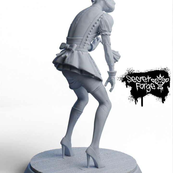 [Zombie Maid] Femme Fatales issue #02: Saelum Lordess Of The Red image