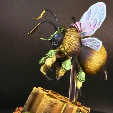 Picture of print of Rumblebee | PRESUPPORTED | The Fey Petal Courts