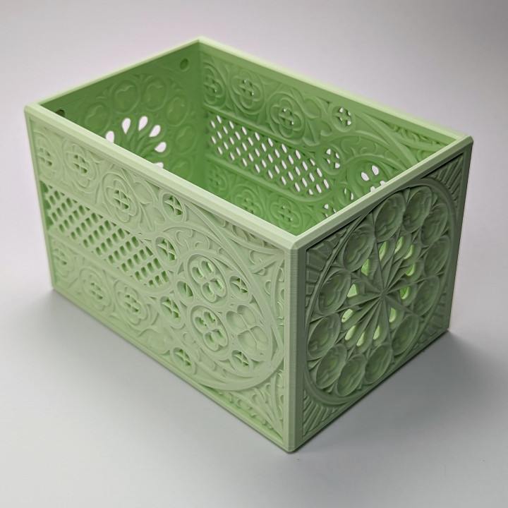 3D Printable Gothic Hourglass and Case by Clockspring