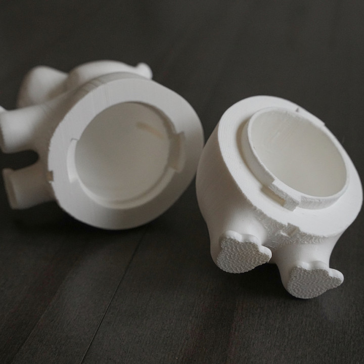 3D Printable Hippo Piggy Bank by Philippe Barreaud