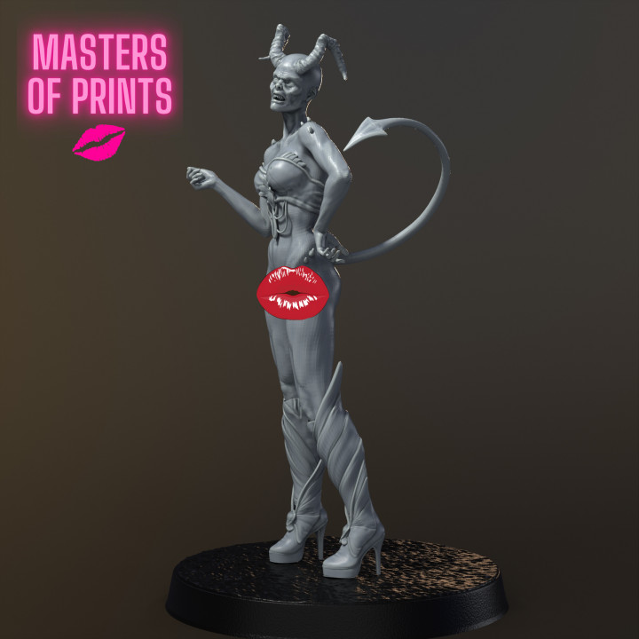 SEXY DEMON GIRL - EROTIC MINIATURE 75 MM SCALE