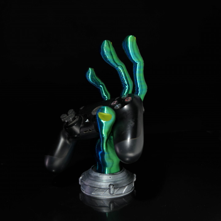 4-Finger Alien Hand Controller Holder