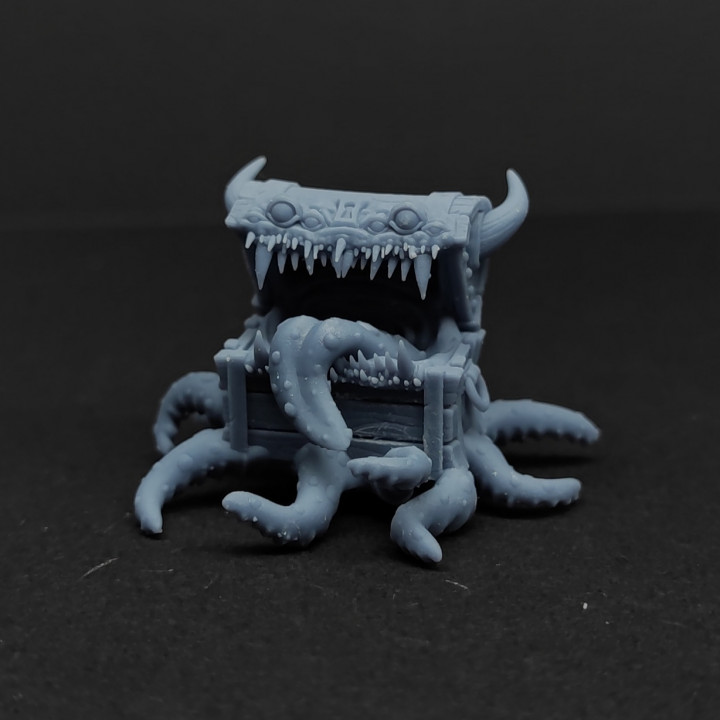 Tentacle Mimic Chest 35mm Scale