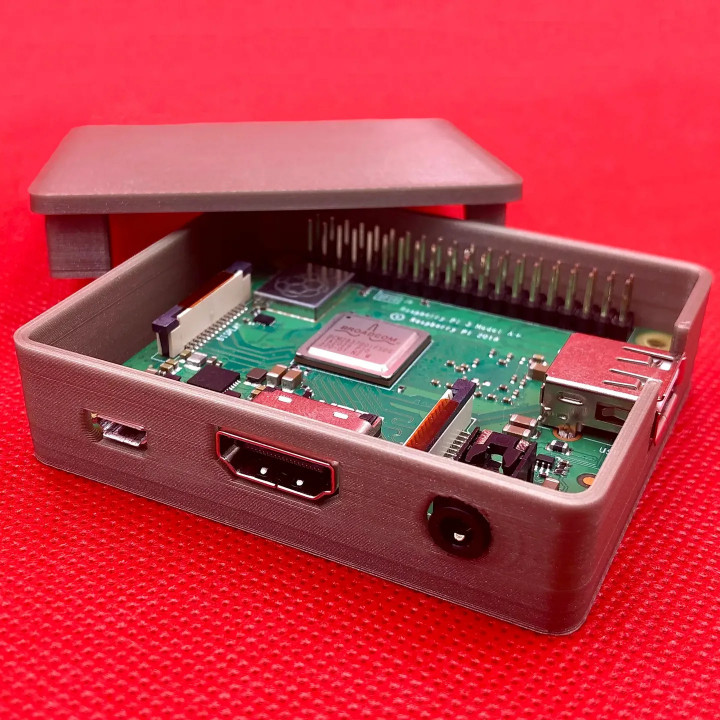 3D Printable Raspberry Pi 3A+ Case by kosteklvp
