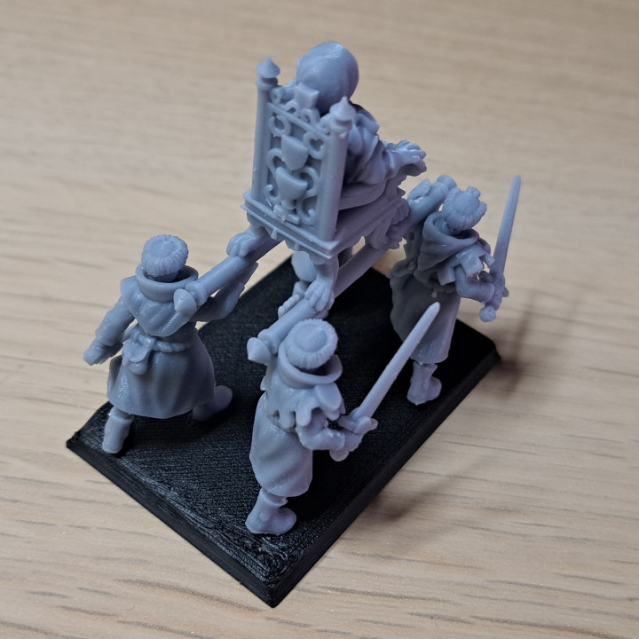 Warrior Priests with relic miniatures (32mm, modular)