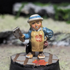 Picture of print of Halfling Female Townsfolk Group 1