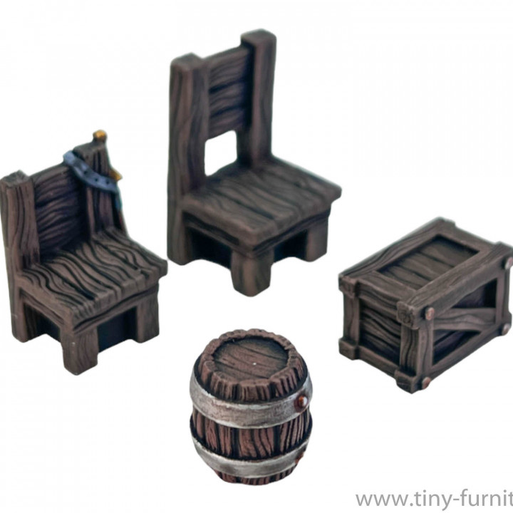 Resting Guards (SITTING FOLKS)