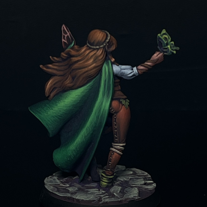 Loreil Softvale, The Druid [PRE-SUPPORTED] Female Elf image