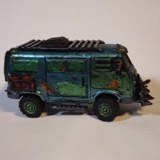Picture of print of Wasteland Retro Camper [PRE-SUPPORTED]