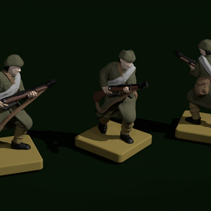 Russian Infantry WW2 Caps and Helmets 1:72 Scale image