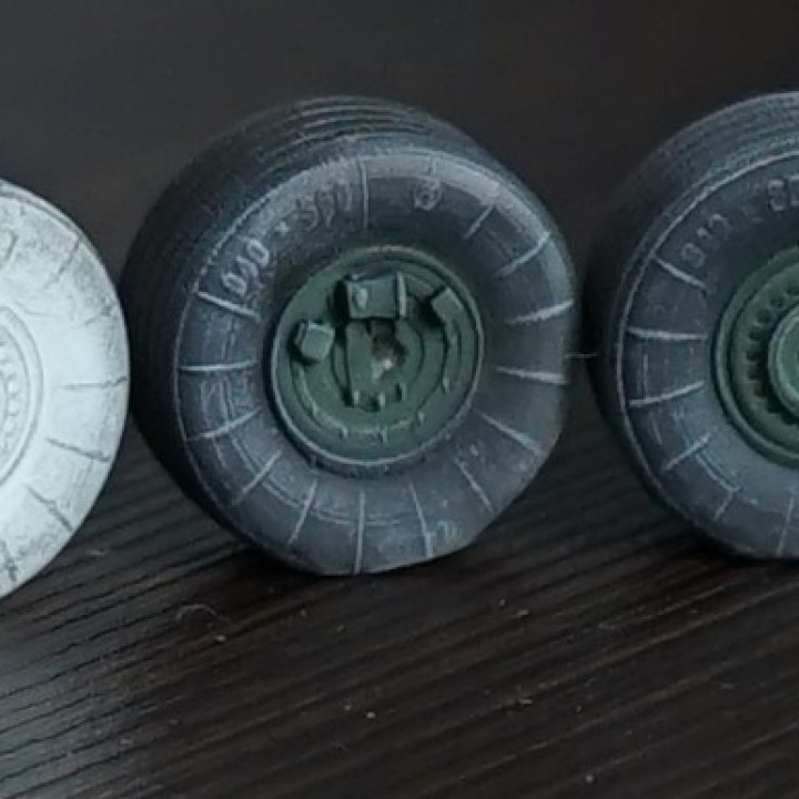 Wheels for Sukhoi Su-25 in scale image