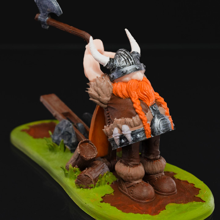 Axe Throwing Viking