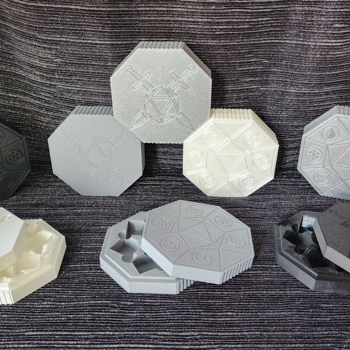 MagiCrate 2.0 - The 3D Printed Modular GM Kit