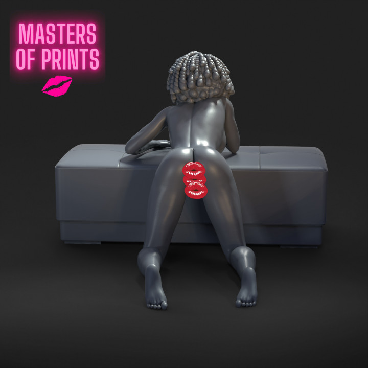 sexy pose - NSFW - EROTIC MINIATURE 75 MM SCALE