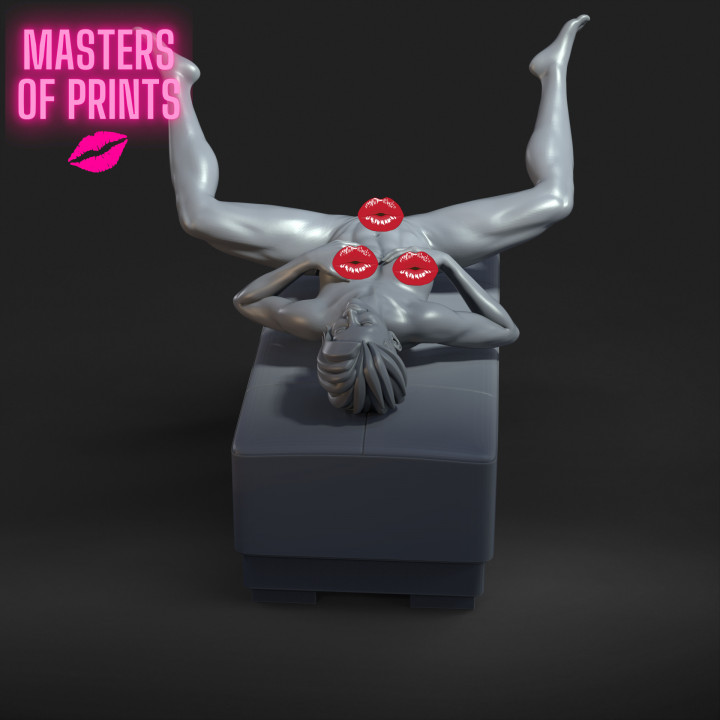 sexy pose - NSFW - EROTIC MINIATURE 75 MM SCALE