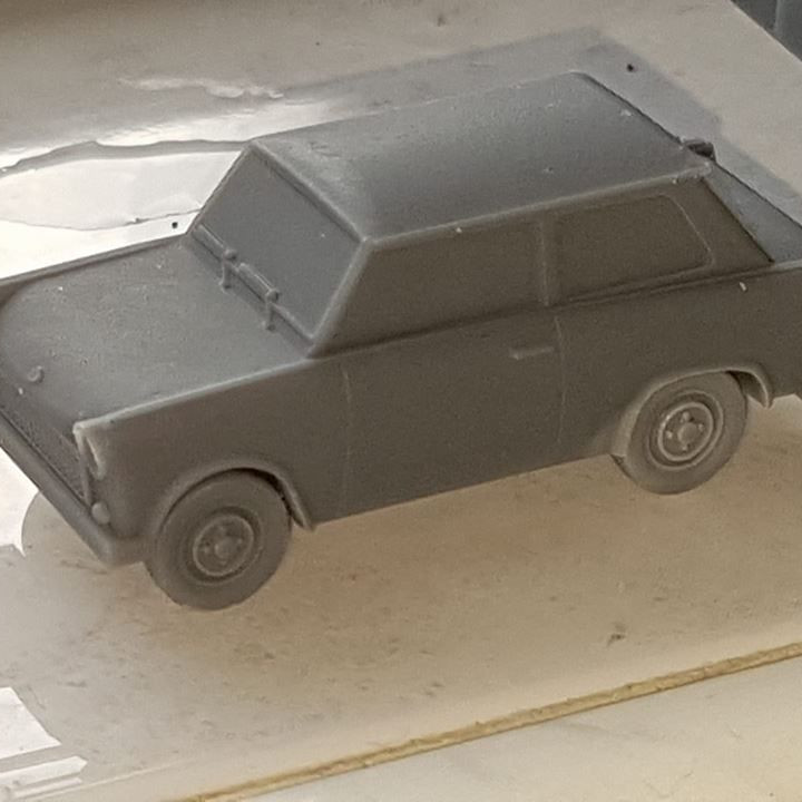 Trabant soviet era car and Police version 1/71 20mm Elhiem image