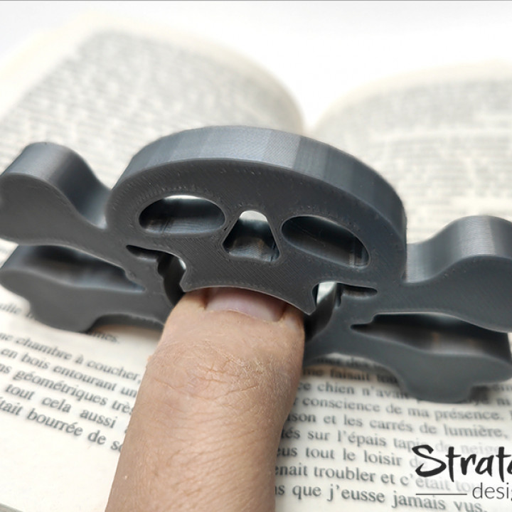 Thumb Ring Page Holders Skull