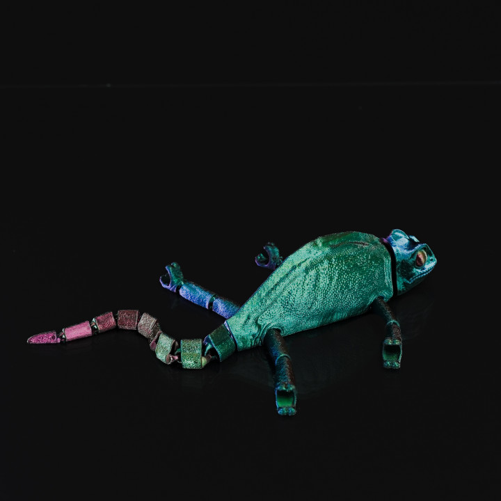 Articulated Chameleon image