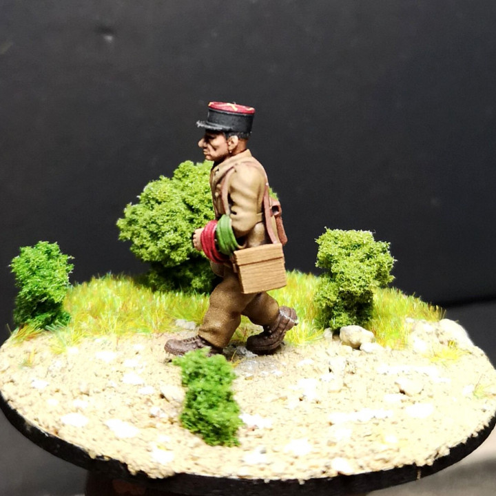 28mm le fil rouge image