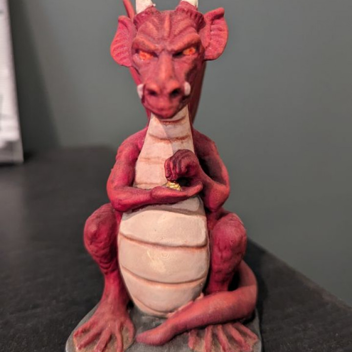 Dragon Statue counting gold