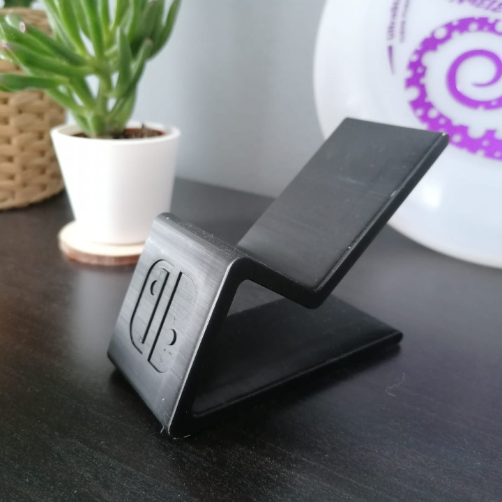 Nintendo / X-Box / Playstation Controller Stand