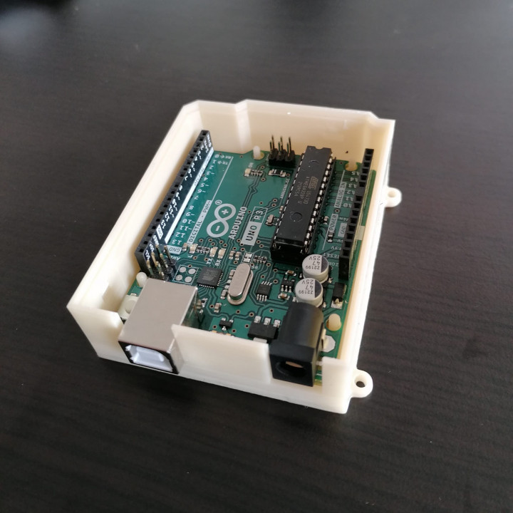 3D Printable Arduino Case by nils kluttig