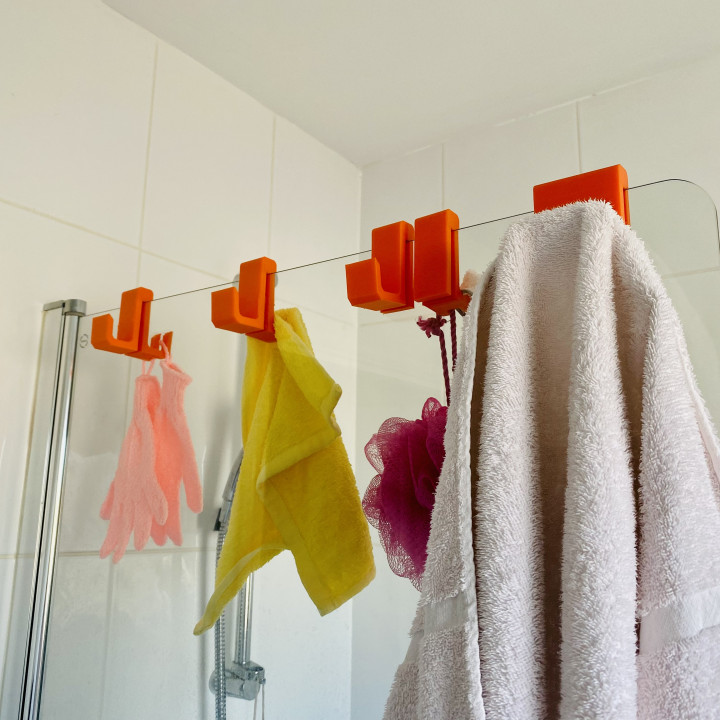 3D Printable TPU Bathroom Glass Hangers by Lazy Bear